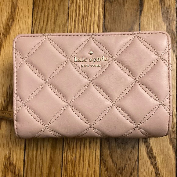 Women’s Kate Spade light pink quilted wallet - Picture 2 of 6